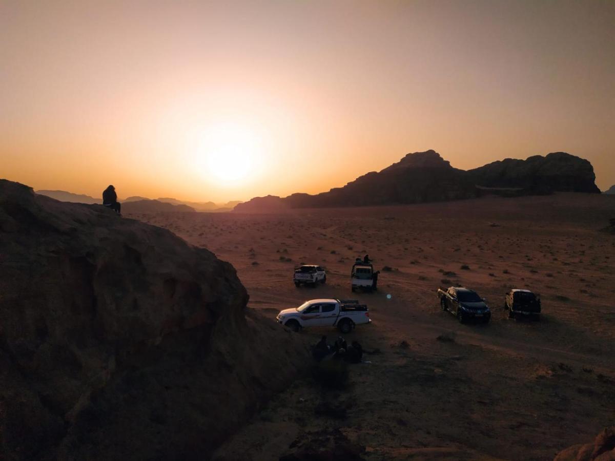Omar Ghazi Camp Hotell Wadi Rum Eksteriør bilde