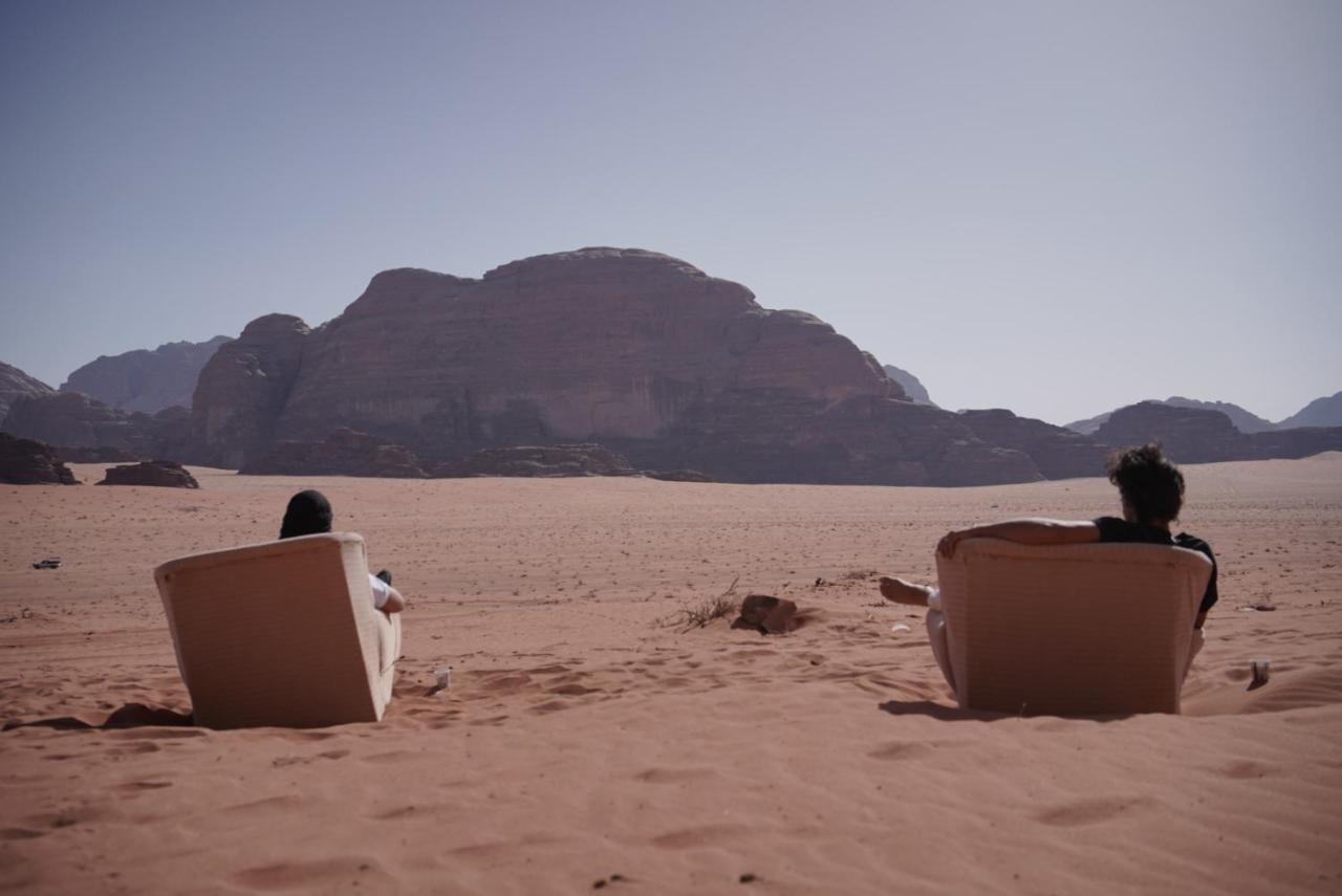 Omar Ghazi Camp Hotell Wadi Rum Eksteriør bilde