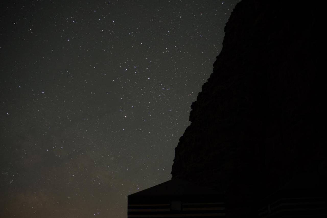 Omar Ghazi Camp Hotell Wadi Rum Eksteriør bilde