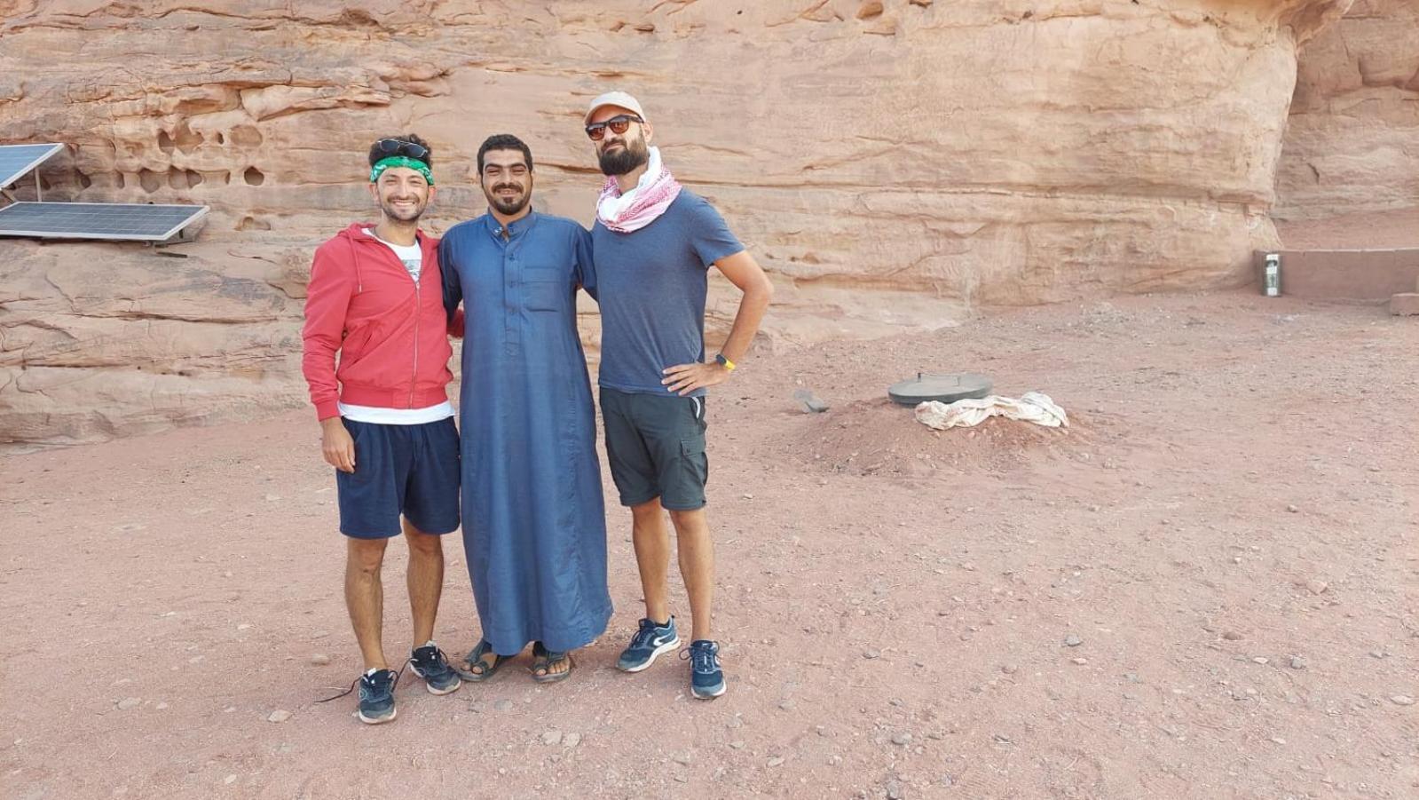 Omar Ghazi Camp Hotell Wadi Rum Eksteriør bilde